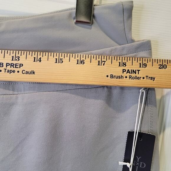 NYDJ Fit Solution City Track Pants Sz XL Gray Shapewear Compression Sweatpants - Picture 14 of 14